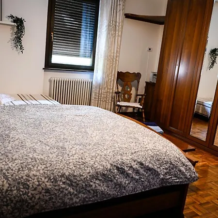 Casa Sala Lejlighed Castionetto